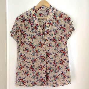 VINTAGE Diane Von Furstenberg Blouse